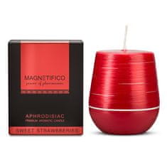 Magnetifico Power Of Afrodiziakální vonná svíčka Sweet Strawberries (Aphrodisiac Candle) 200 g
