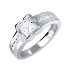 Brilio Silver Stříbrný zásnubní prsten 426 001 00416 04 (Obvod 52 mm)