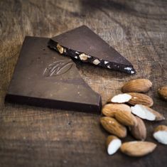 Willies Cacao 100% čokoláda bez přidaného cukru s pomerančem a mandlemi, 50g